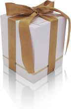 Load image into Gallery viewer, Preserved Real Roses in a Box Eternal Rose Gift Box Unique Gift Set for Her Long Lasting Roses Preserved Fresh Real Flower Rose Immortal Roses Valentine’S Day Anniversary Birthday Gift